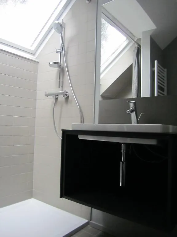 B&B A Cote Du Cinquantenaire Brussels Belgium